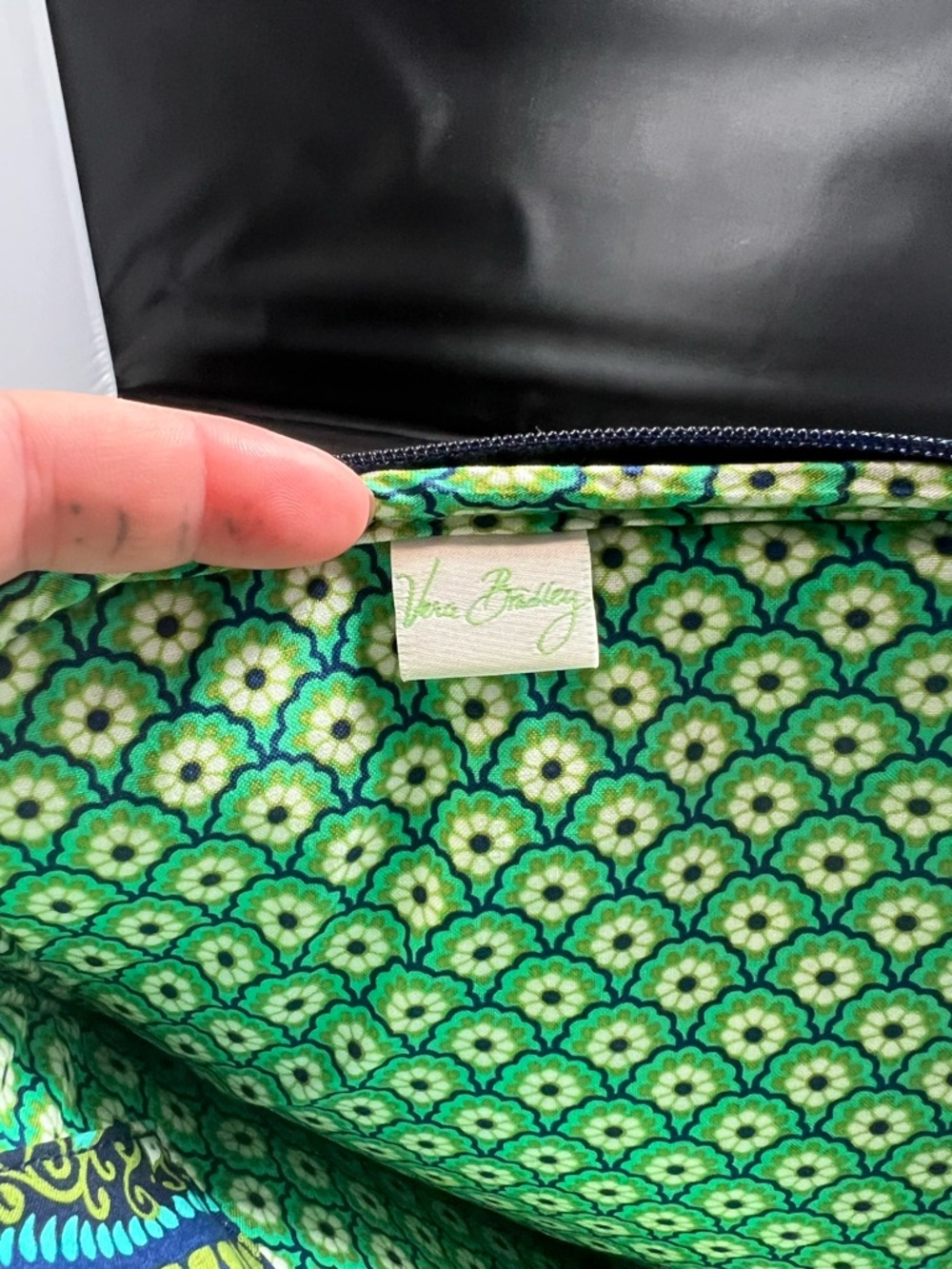 Vera Bradley Rhythm & Blues E-Reader Sleeve / Tablet Case – Quilted Cotton - Picture 4 of 5